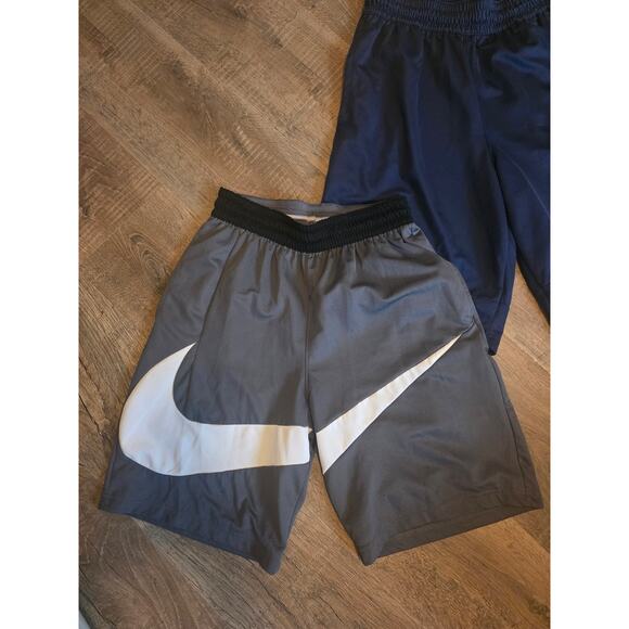 NIKE Men's Lot of 2 Basketball Shorts S - Large Swoosh Gray Blue - Picture 2 of 7